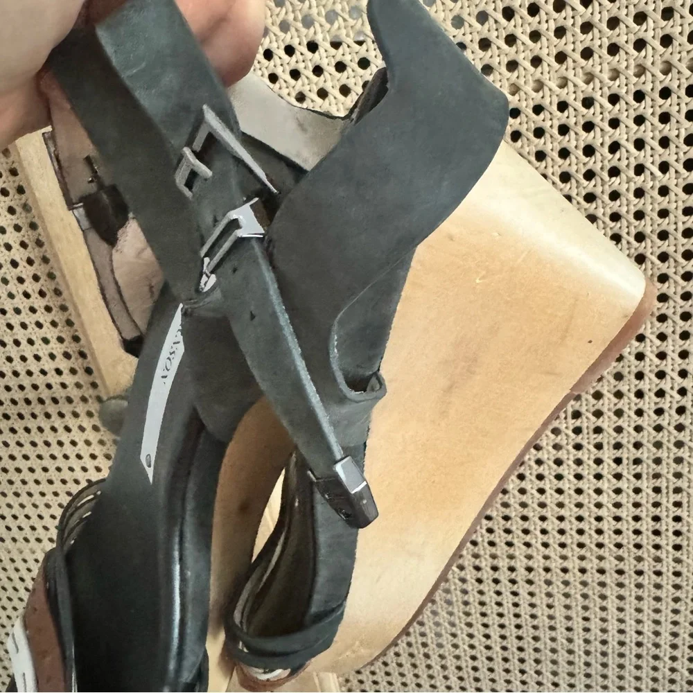 Bisbee Platform Sandal Size 11 / MATT BERNSON